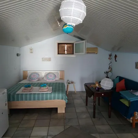 Amfialos Apartment *