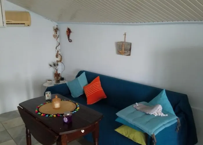 Apartment Amfialos *